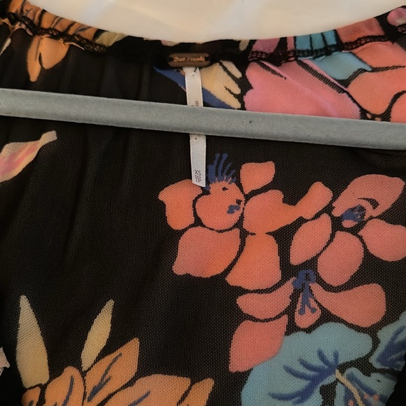 Free People Of Paradise Black Combo long sleeve top XS great condition - Picture 11 of 13